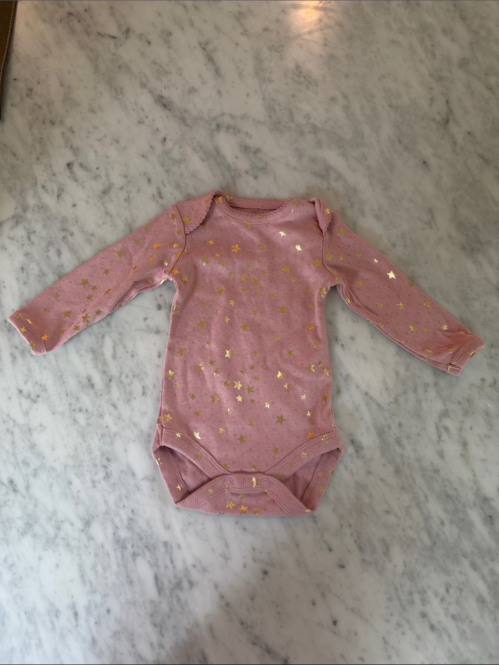 Baby Boden Pink Long-Sleeve Bodysuit with Gold Star Print